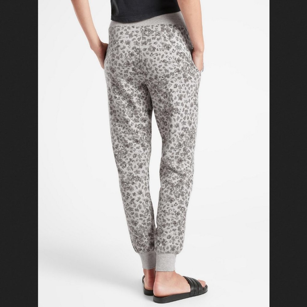 Athleta Heather Gray Printed Drawstring Waistband… - image 2
